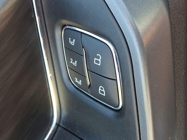 2024 Ford F-150 Lightning LARIAT