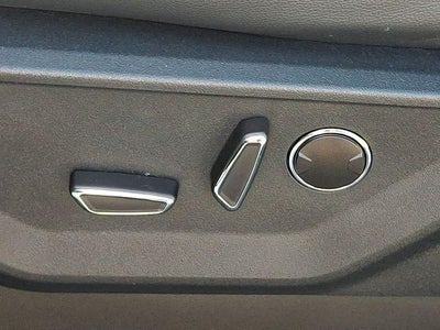 2024 Ford F-150 Lightning LARIAT