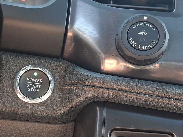 2024 Ford F-150 Lightning LARIAT