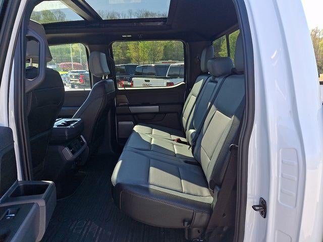 2024 Ford F-150 Lightning LARIAT