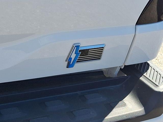 2024 Ford F-150 Lightning LARIAT