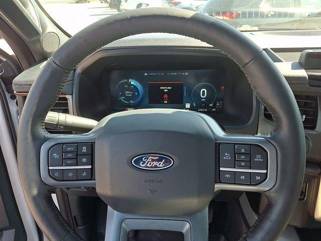 2024 Ford F-150 Lightning LARIAT