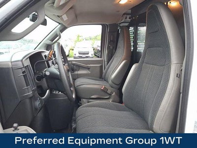 2025 Chevrolet Express Cargo Base