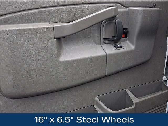2025 Chevrolet Express Cargo Base