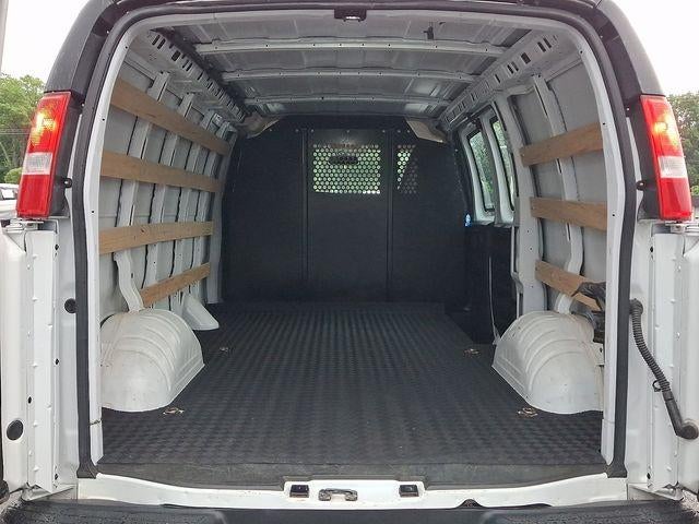 2025 Chevrolet Express Cargo Base