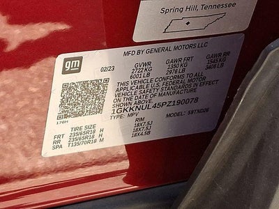2023 GMC Acadia SLT