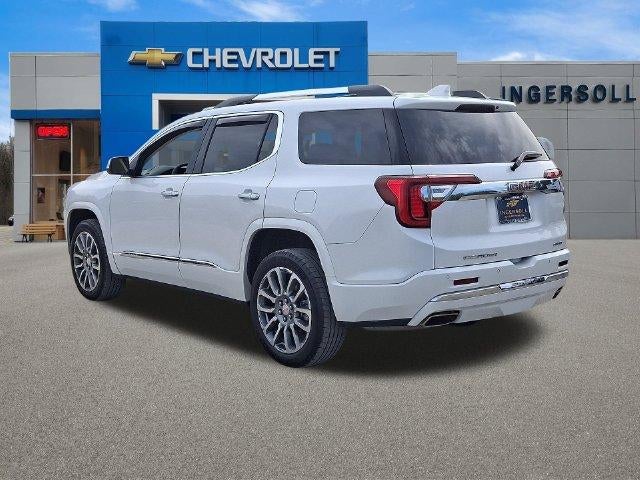 2023 GMC Acadia Denali