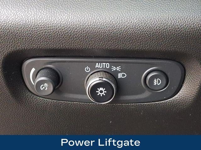 2021 Chevrolet Traverse LT Leather