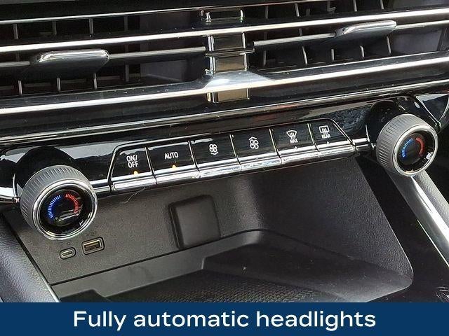 2025 Chevrolet Traverse AWD RS