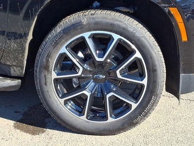 2025 Chevrolet Suburban RST