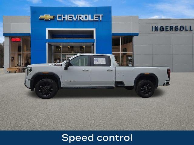 2025 GMC Sierra 2500 HD AT4
