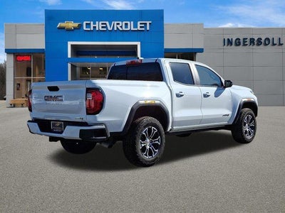 2025 GMC Canyon 4WD AT4