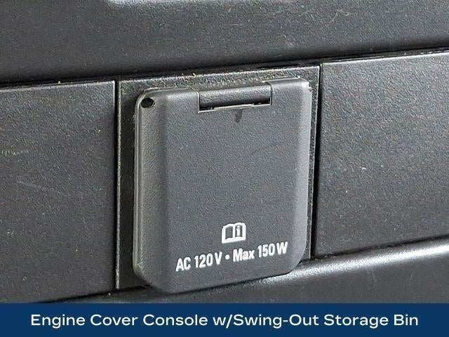 2025 GMC Savana Cargo Base