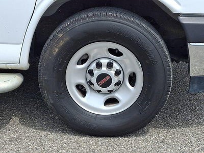 2025 GMC Savana Cargo Base
