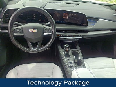 2024 Cadillac XT4 Sport