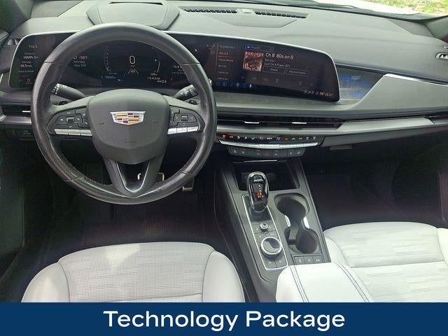 2024 Cadillac XT4 Sport