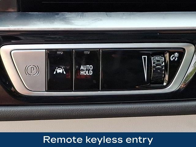 2024 Cadillac LYRIQ Luxury 1