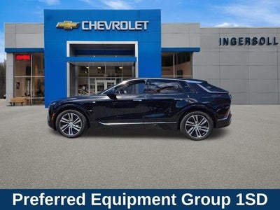 2024 Cadillac LYRIQ Luxury 2