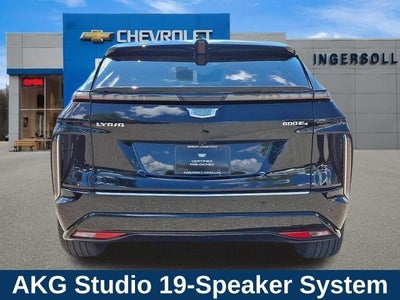2024 Cadillac LYRIQ Luxury 2