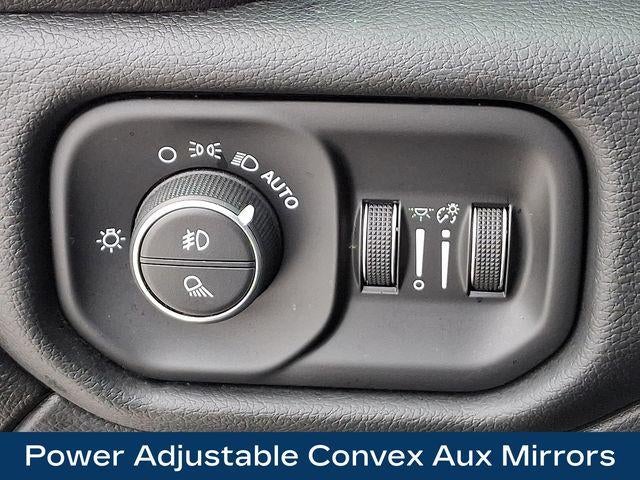 2019 RAM 2500 Laramie Crew Cab 4x4 6'4" Box