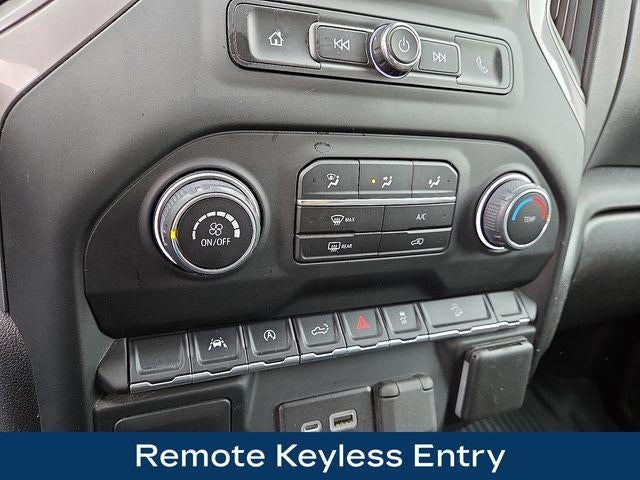 2022 Chevrolet Silverado 1500 Custom Trail Boss