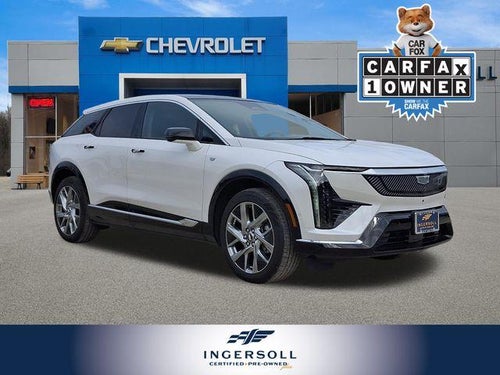 2025 Cadillac OPTIQ Luxury 2
