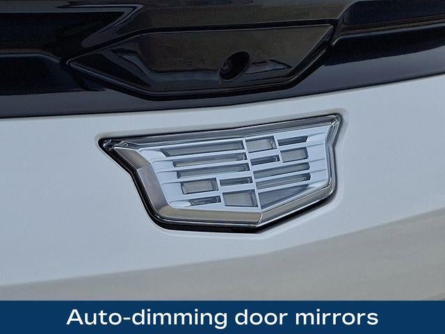 2025 Cadillac OPTIQ Luxury 2