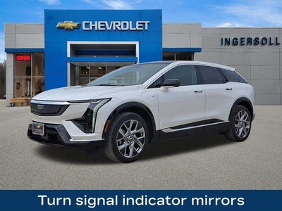 2025 Cadillac OPTIQ Luxury 2