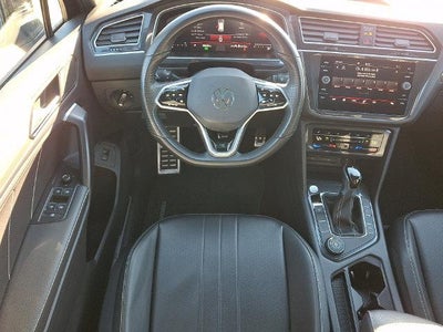 2024 Volkswagen Tiguan 2.0T SE R-Line Black