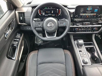 2023 Nissan Pathfinder Platinum 4WD