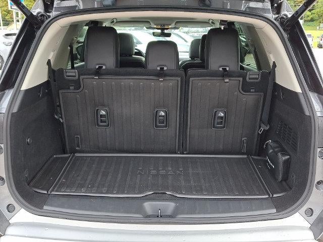 2023 Nissan Pathfinder Platinum 4WD
