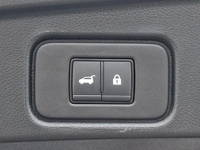 2023 Nissan Pathfinder Platinum 4WD