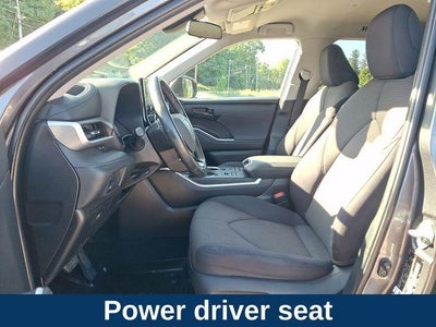 2020 Toyota Highlander LE