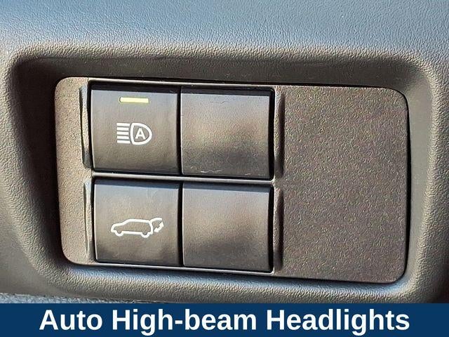 2020 Toyota Highlander LE