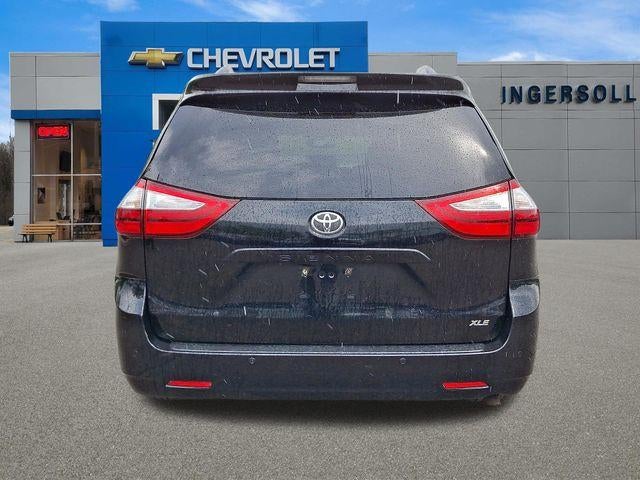 2015 Toyota Sienna XLE