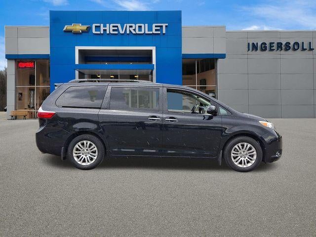 2015 Toyota Sienna XLE