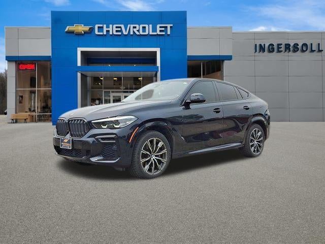 2022 BMW X6 M50i