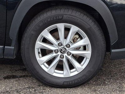 2024 Toyota Corolla Cross LE