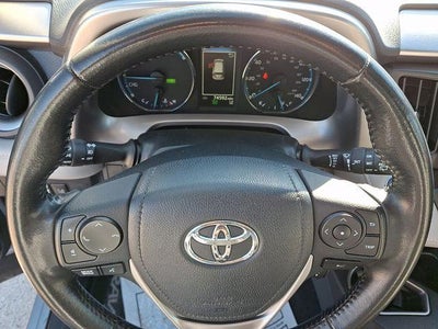 2017 Toyota RAV4 Hybrid XLE