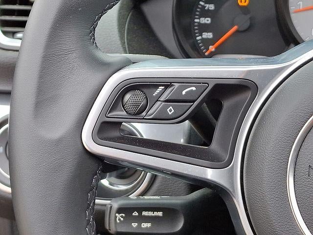 2022 Porsche 718 Boxster S