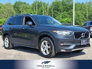 2016 Volvo XC90 T5 Momentum