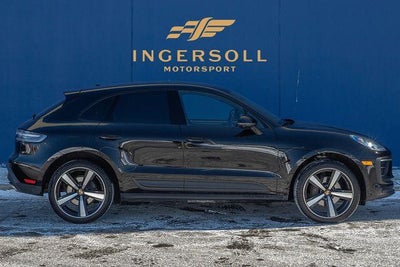 2023 Porsche Macan Base