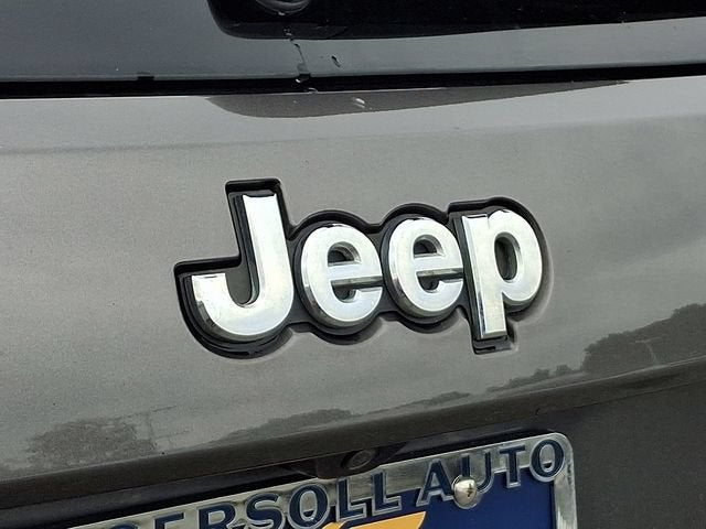 2017 Jeep Grand Cherokee Laredo