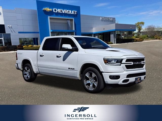 2022 RAM 1500 Laramie Crew Cab 4x4 5'7" Box