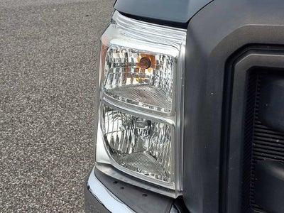 2011 Ford Super Duty F-350 DRW XL