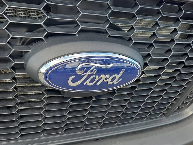 2024 Ford Transit Cargo Van T-250 148" Med Rf 9070 GVWR RWD