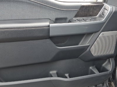2023 Ford F-150 Lightning LARIAT