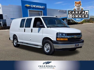 2025 Chevrolet Express Cargo WT
