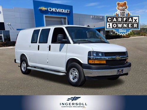 2025 Chevrolet Express Cargo WT
