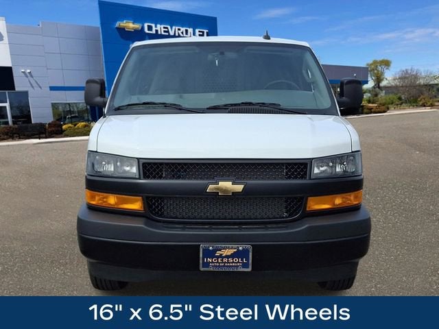 2025 Chevrolet Express Cargo WT